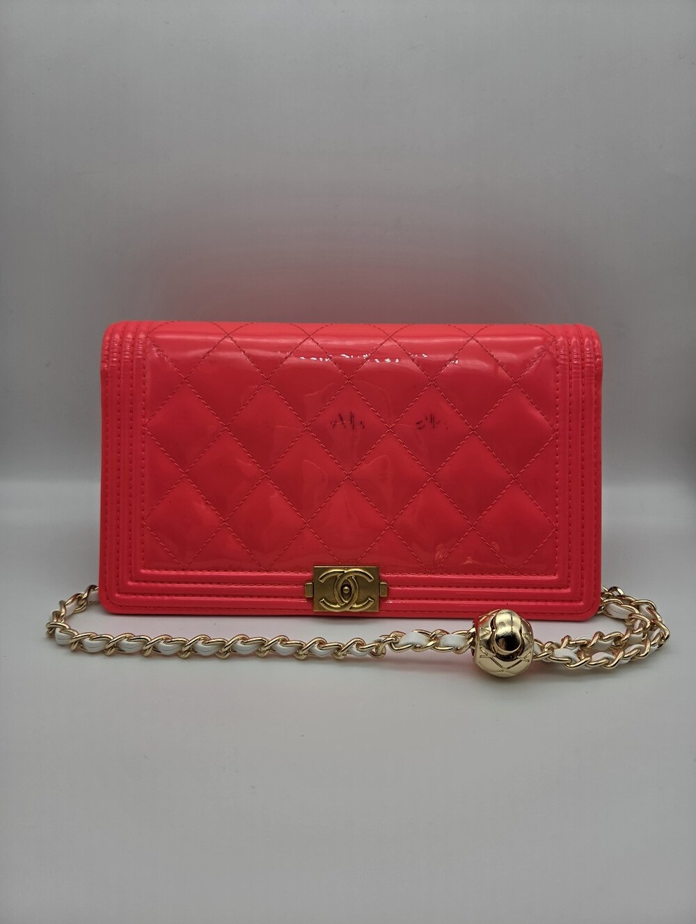❤️CHANEL Autentic Boy Quilted Patent Bi-Fold Leather Wallet❤️